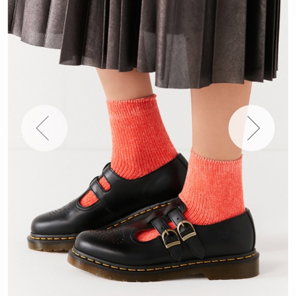 Black Maryjane Dr. Martens size 7 (fit like 7.5)